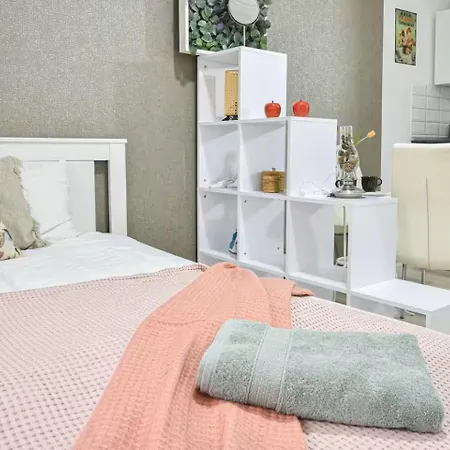 Modern Hideaway On Victor Hugo W Ac By Nw *