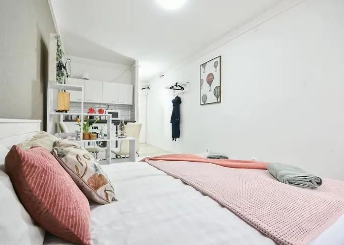 Lägenhet Modern Hideaway On Victor Hugo W Ac By Nw Budapest