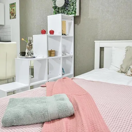 Lejlighed Modern Hideaway On Victor Hugo W Ac By Nw Budapest